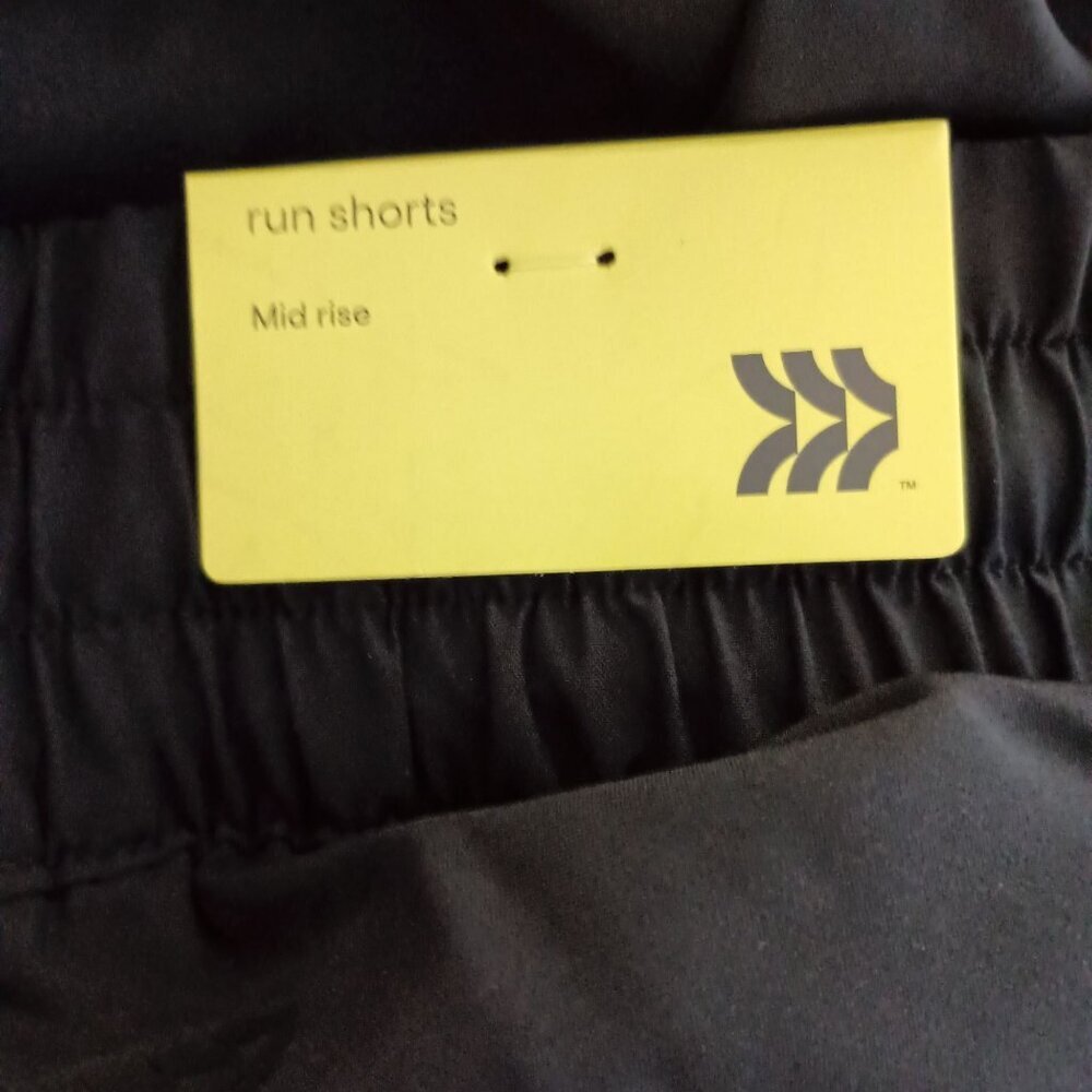 All in Motion Black Run Shorts Mid Rise Lined S NWT Zip Pocket - Picture 4 of 6